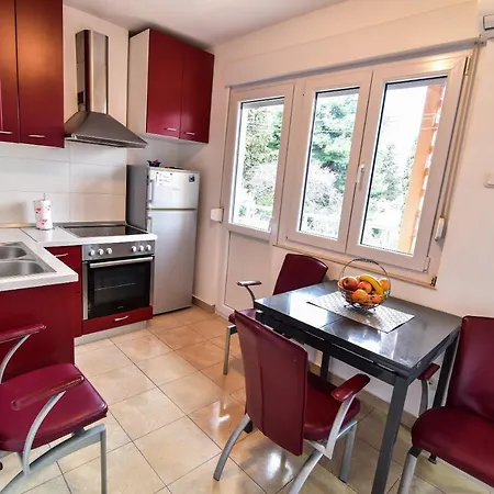 Apartment Vesna *